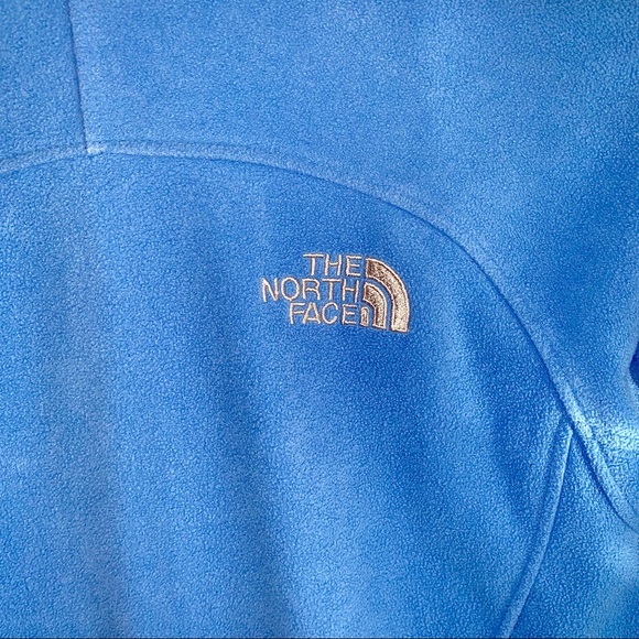 The North Face Baby Blue Fleece Jacket - Picture 7 of 8